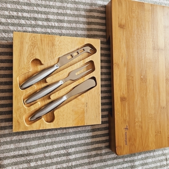 Oak finished cheese board - Picture 4 of 4